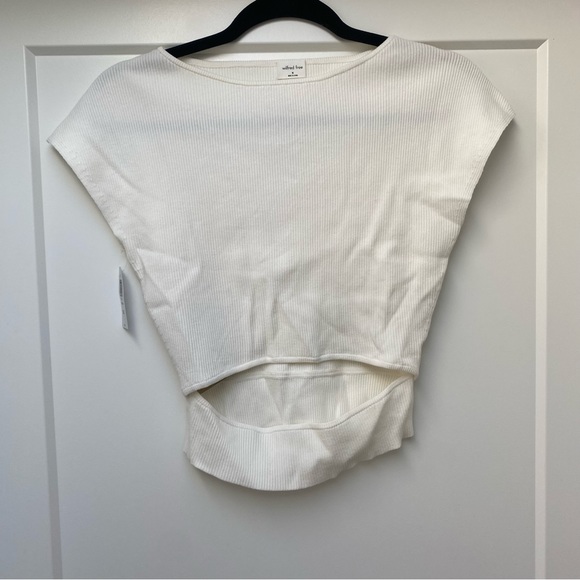 Wilfred Yacine Top in White, Size Medium, BNWT 🌷 - Picture 4 of 8